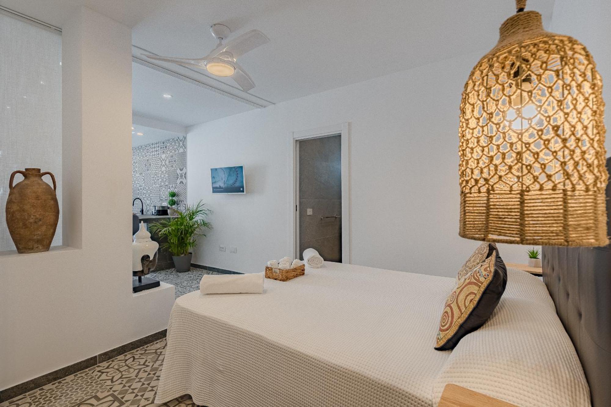 Margot Holiday Suite 卡亚俄萨尔瓦赫 外观 照片
